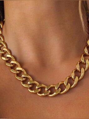 NEW 14K Gold Plated Thick Trendy Cuban Chain Necklace 18 Inches